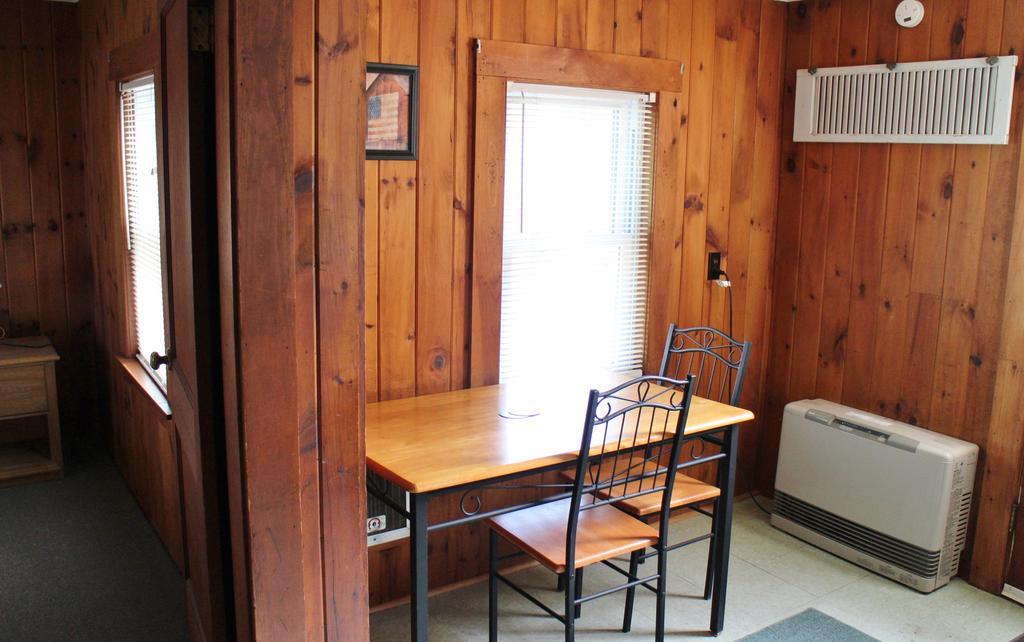 Pine Valley Cabins Thornton Chambre photo